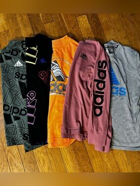 Boys size small adidas lot